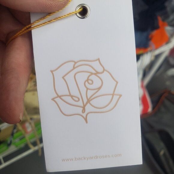 BACKYARD ROSES XL CAMI YELLOW - Picture 6 of 6